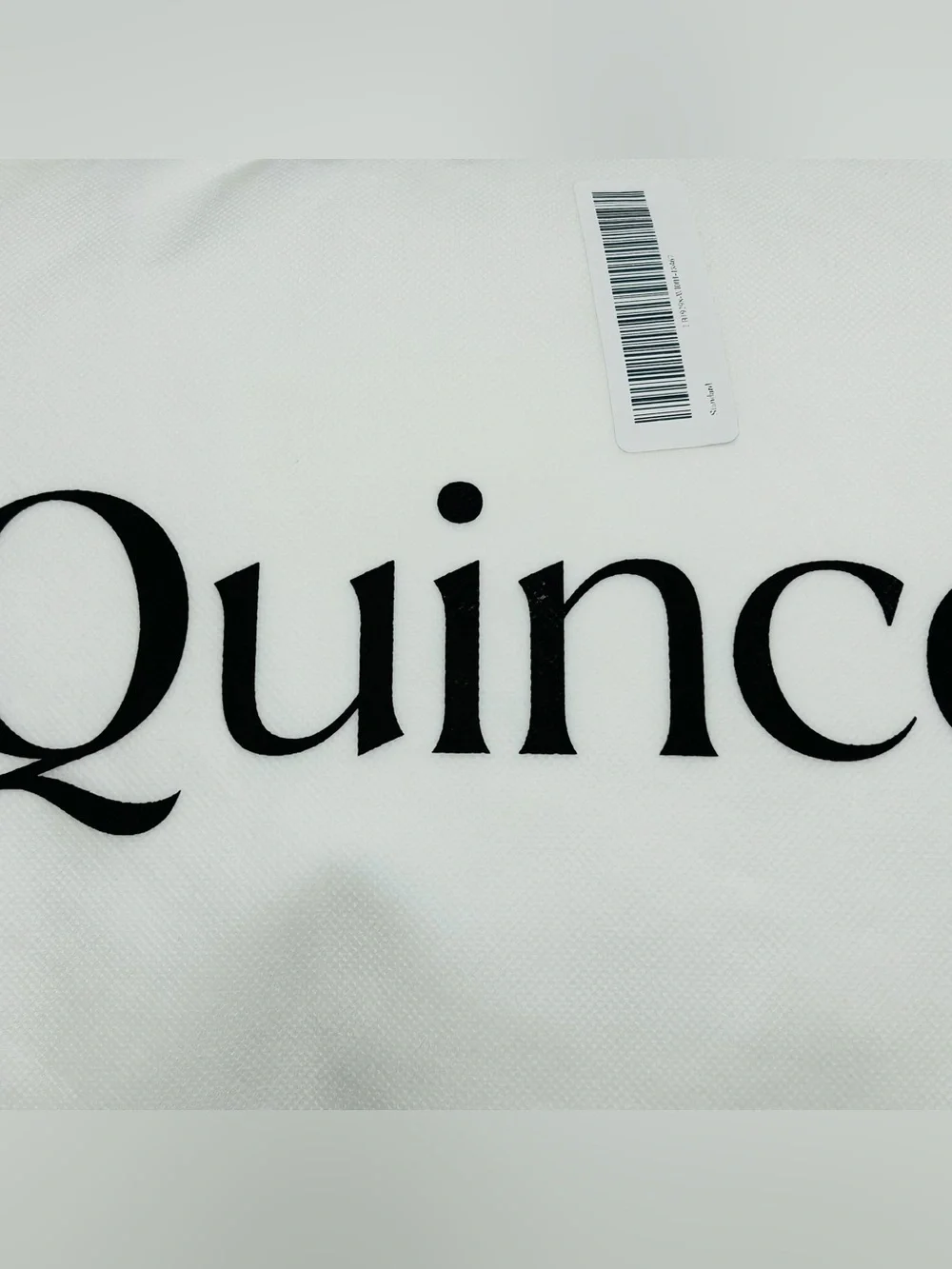 QUINCE Premium Down Alternative Pillow Medium Standard 9183